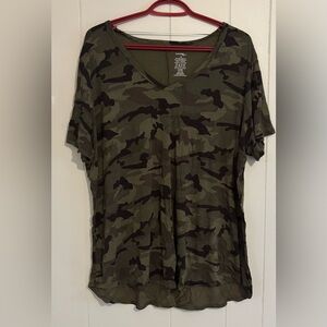 3 for $20 Camouflage Green Women's Top guc